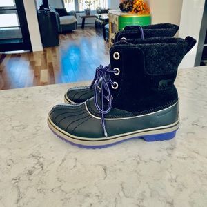 Sorel boots 6